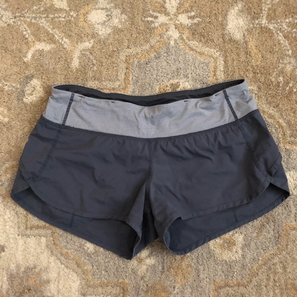 Lululemon Speed Up 2.5” running shorts